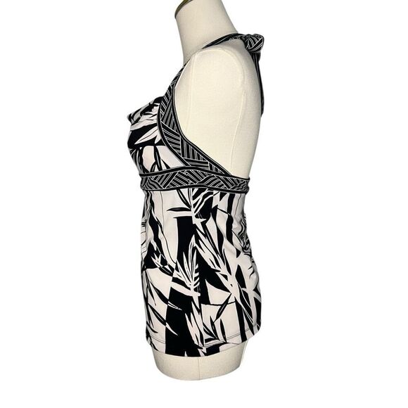 BCBGMAXAZRIA Women’s Small Abstract Halter Top Black White Y2K - Picture 3 of 6